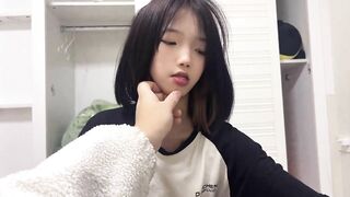 Lần đầu bú cu của em gái cấp 3, công nhận có tiền tí thì đụ mấy em này bao dễ