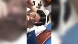 Mặc bộ đồ cáo chờ anh qua em say mê bú mút