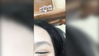Lâu lâu được e nó show