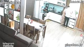 Hack Camera Chị Dâu Đang Nấu Ăn Thì Thằng Em Rể Gạ Địt