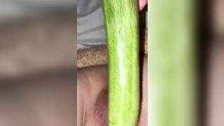 sáng nay em gái làm quen trên zalo gửi clip này cho mình. Mời AE rửa mắt buổi sáng nh