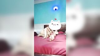 Nứng lồn đi bú buồi trai trẻ trong nhà nghỉ