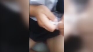 học sinh đụ nhau giờ ra chơi ae coi trường nào