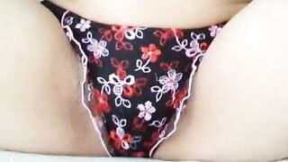 Chị máy bay mũm mĩm milf tự sướng nhìn hứng tình vl