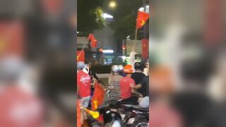 Bão Việt Nam quá cháy