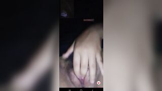 Quyên Đơ Zalo Call Móc Lồn Ra Nước Cho Người Yêu Xem