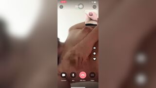 Con đĩ lồn non cứ giục xuất 🤬🤬