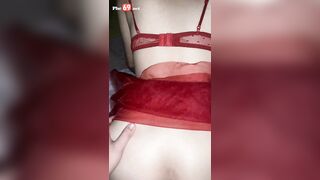 Doggy vợ dâm mặc đồ ngủ ren đỏ sexy