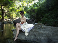 Album: Em Gái Xinh Đẹp Trong Bộ Trang Phục Cổ Trang