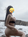 Em My vú Tây