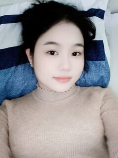 Cởi đồ em gái
