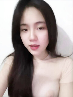 Ai cần fb tt của e nó ib