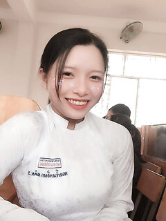 Kính cận mới lớn